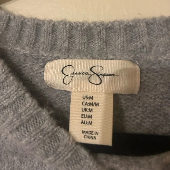 Gray Sweater with White Bow - Picture 2 of 3